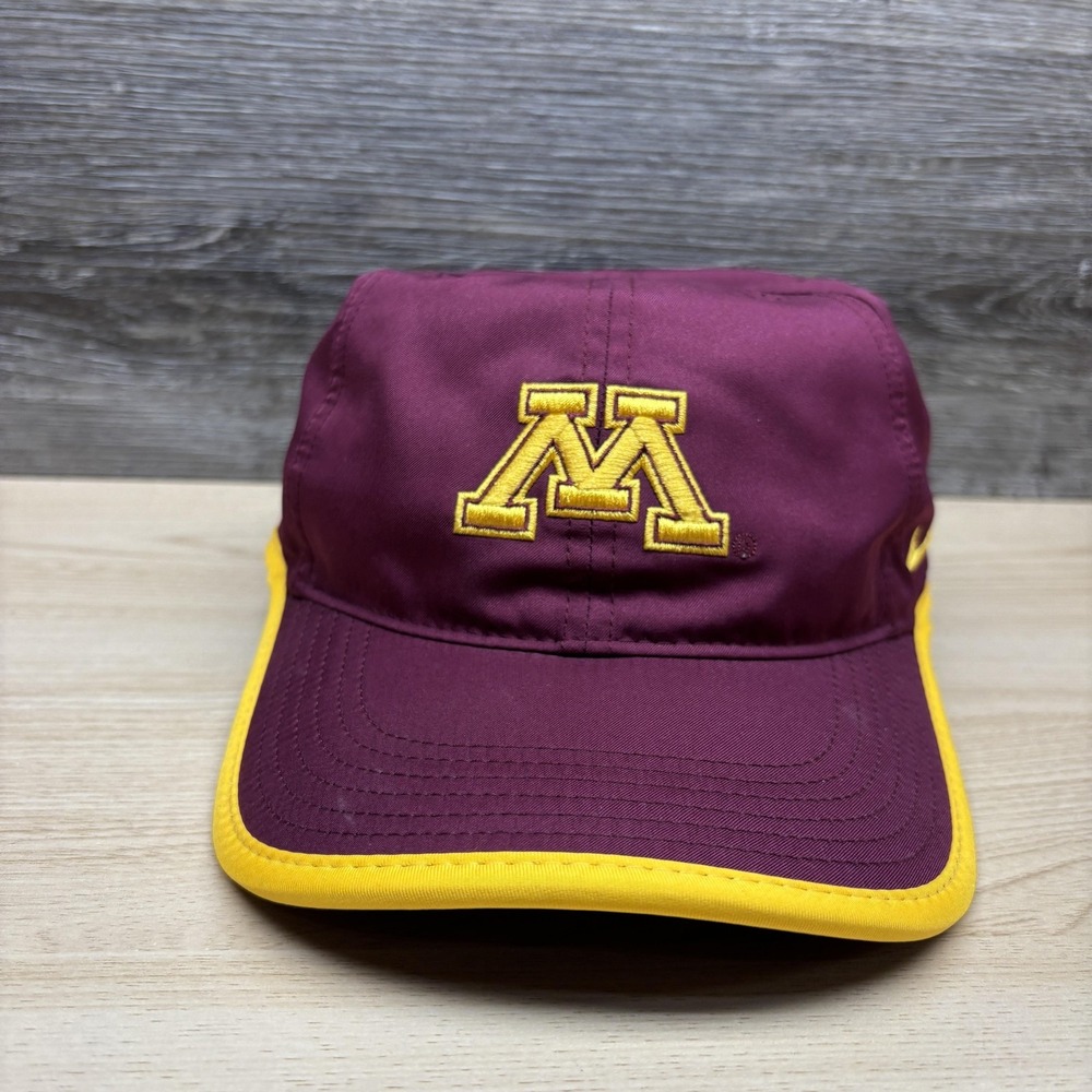 Minnesota Golden Gophers Hat Cap Strap Back Mens Maroon Gold Nike Dri-FIT